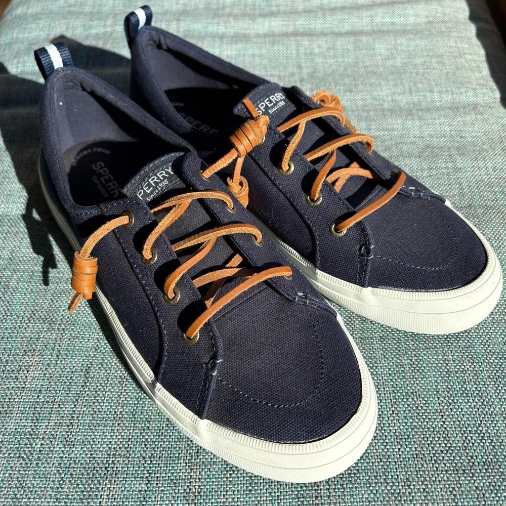 Sperry NWOT Blue Canvas Shoes with Rawhide Leather Laces w Signature Barrel Ties - Picture 4 of 7